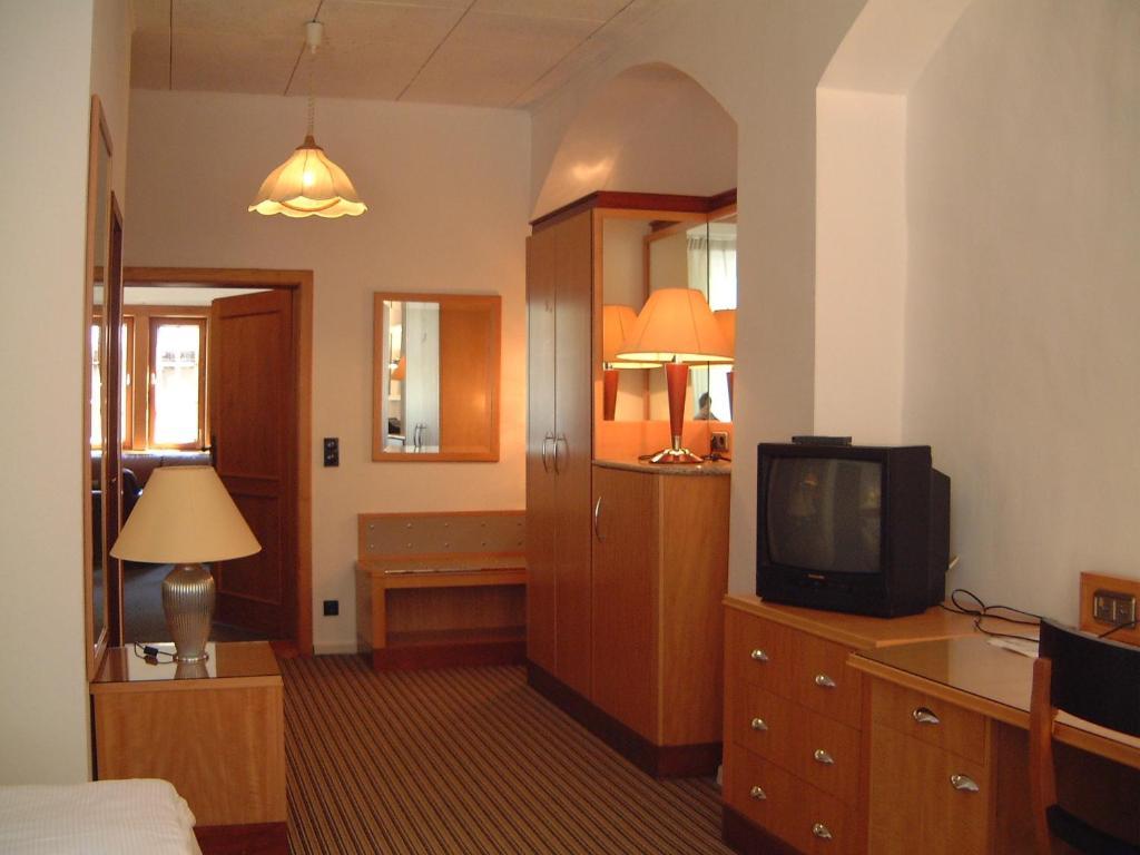 Hotel Restaurant Toscana Naumburg Наумбург Номер фото